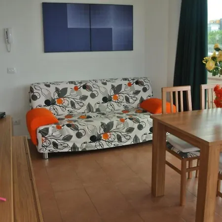 Fully Equipped Lignano Flat With Wi-fi Διαμέρισμα *