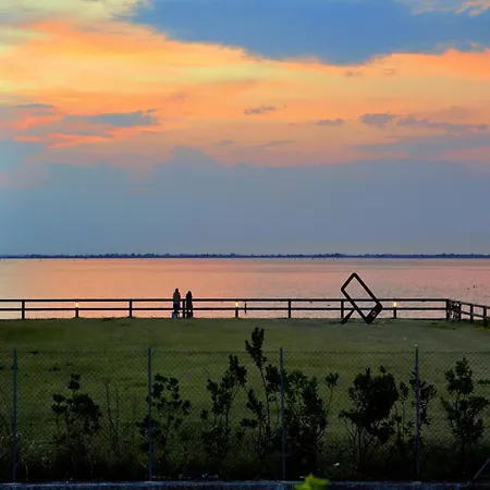 Fully Equipped Lignano Flat With Wi-fi *