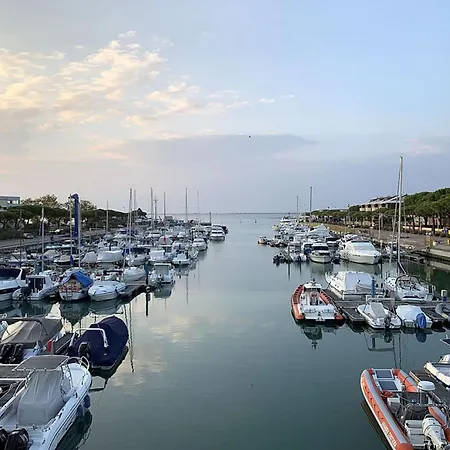 Fully Equipped Lignano Flat With Wi-fi Διαμέρισμα Λινιάνο Σαμπιαντόρο